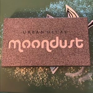 Urban decay moondust
